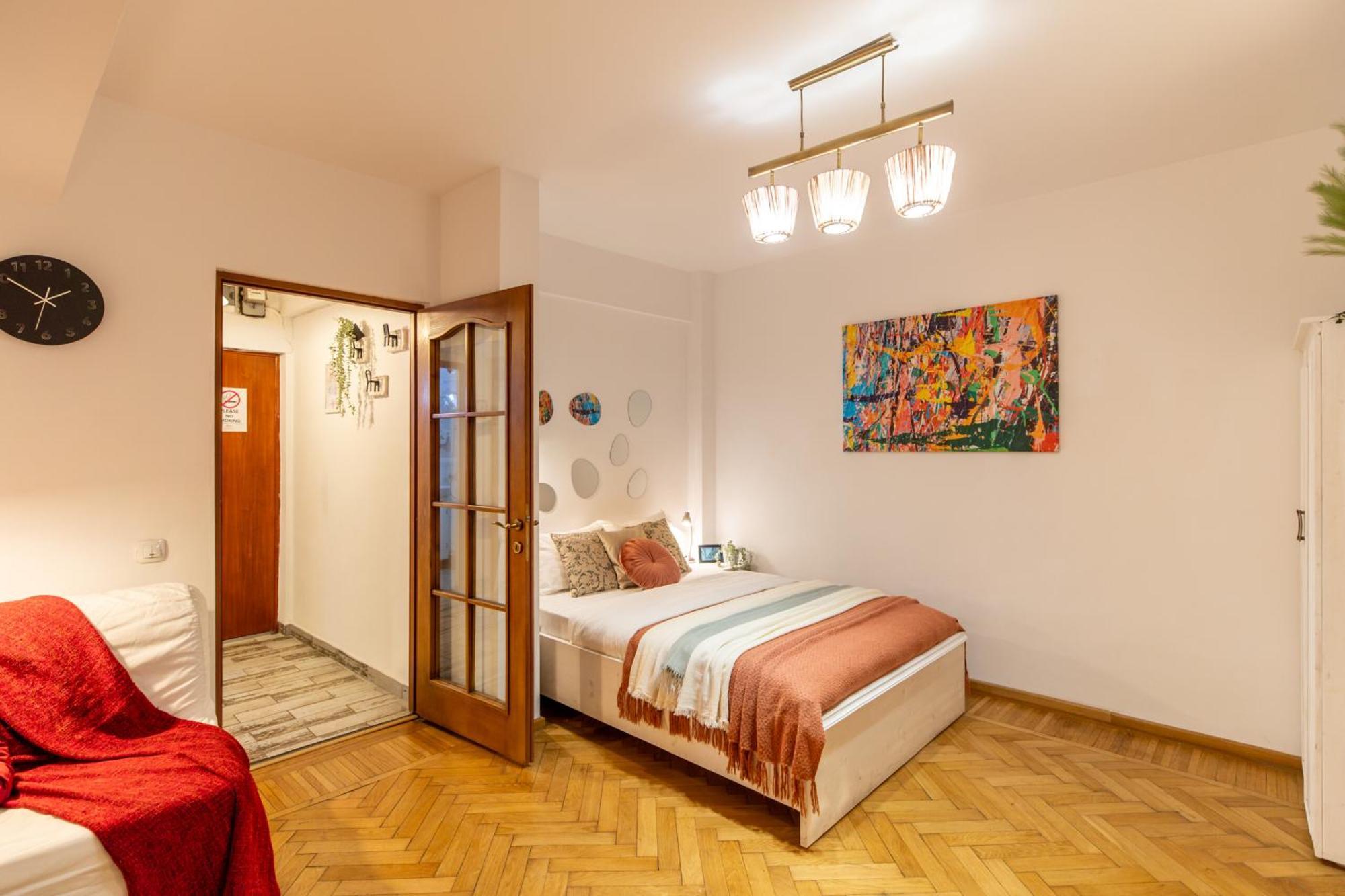 2Br Apartment At Piata Natiunilor Unite: Perfect For City Center Stays Bucharest Luaran gambar