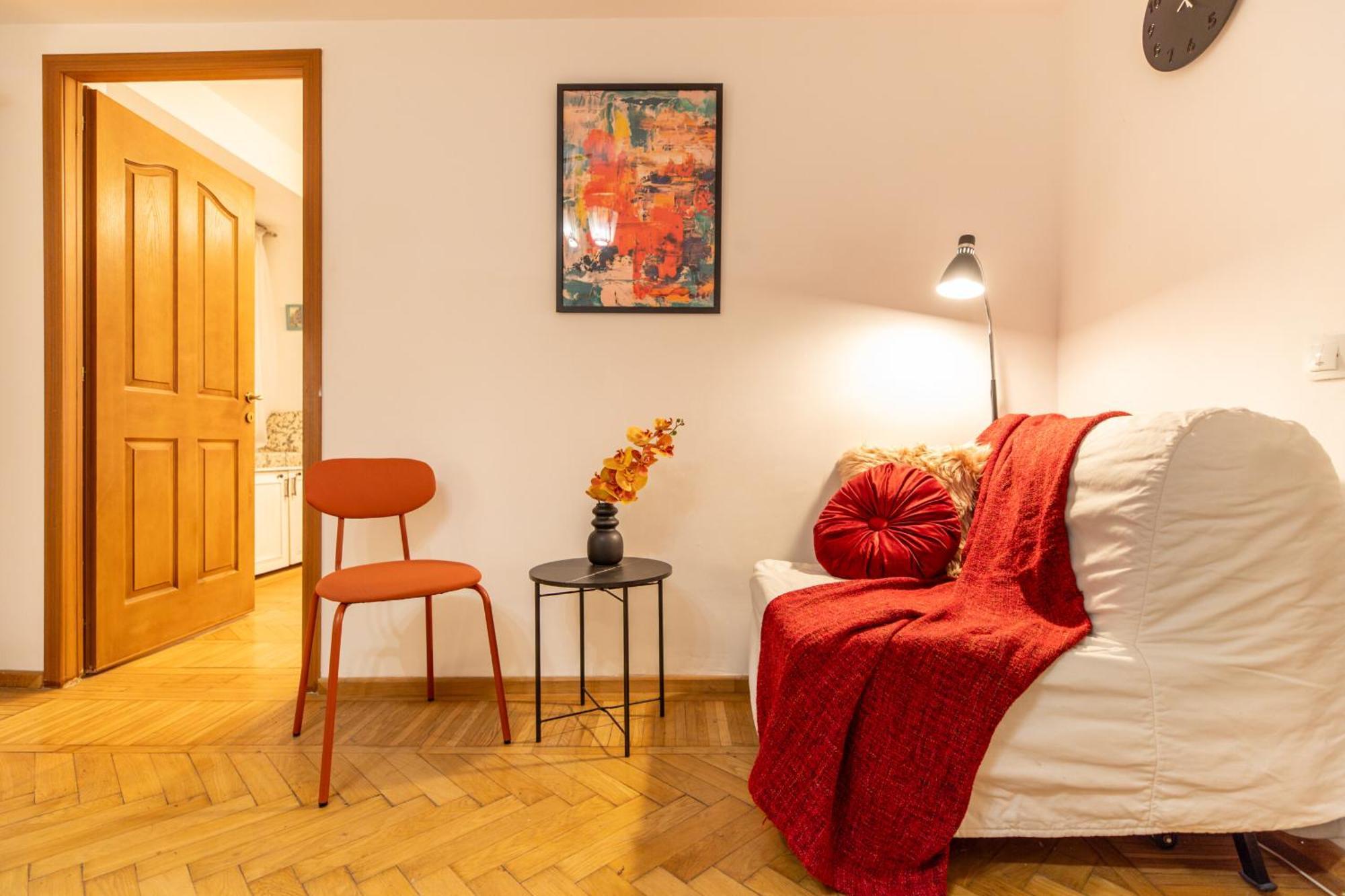 2Br Apartment At Piata Natiunilor Unite: Perfect For City Center Stays Bucharest Luaran gambar