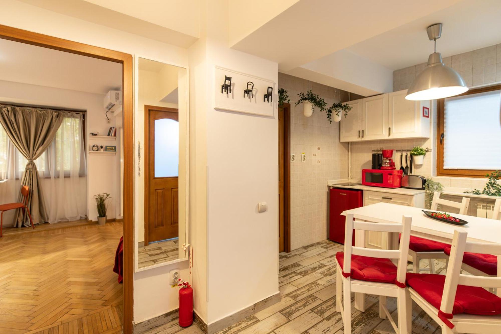 2Br Apartment At Piata Natiunilor Unite: Perfect For City Center Stays Bucharest Luaran gambar